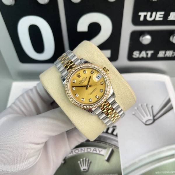 CollectRolex Datejust Champagne Dial 116243 36 mm