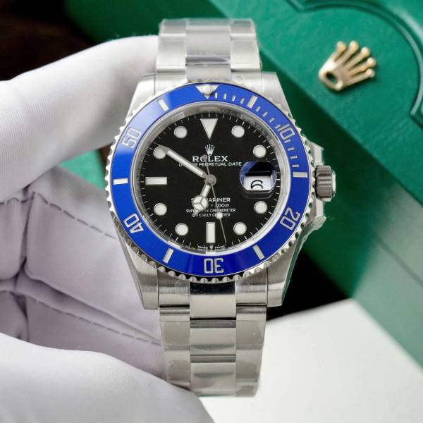 CollectRolex Submariner Black Dial 126619LB