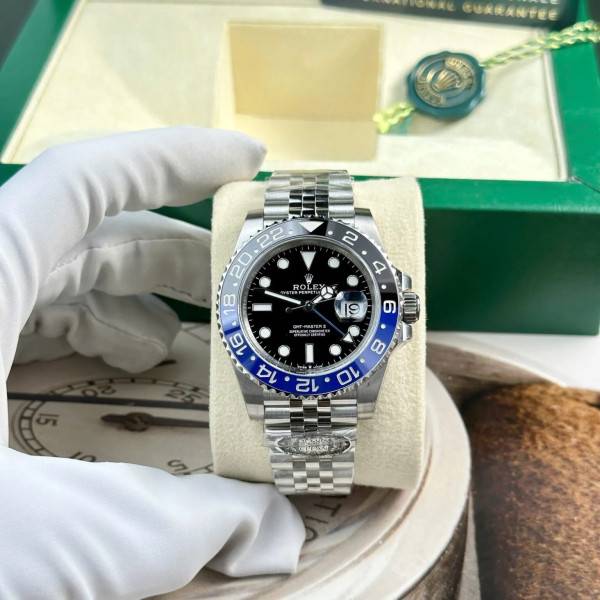 CollectRolex GMT-Master II Black Dial 126710BLNR “Batgirl”