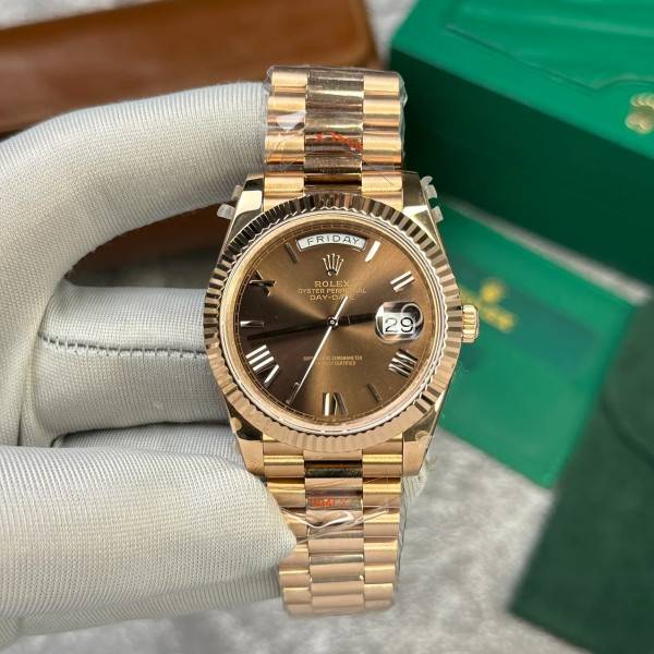CollectRolex Day-Date II Chocolate Dial 218235 40 mm