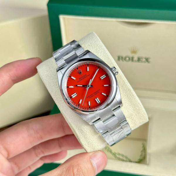 CollectRolex Oyster Perpetual Lady Coral Red Dial 126000 36 mm