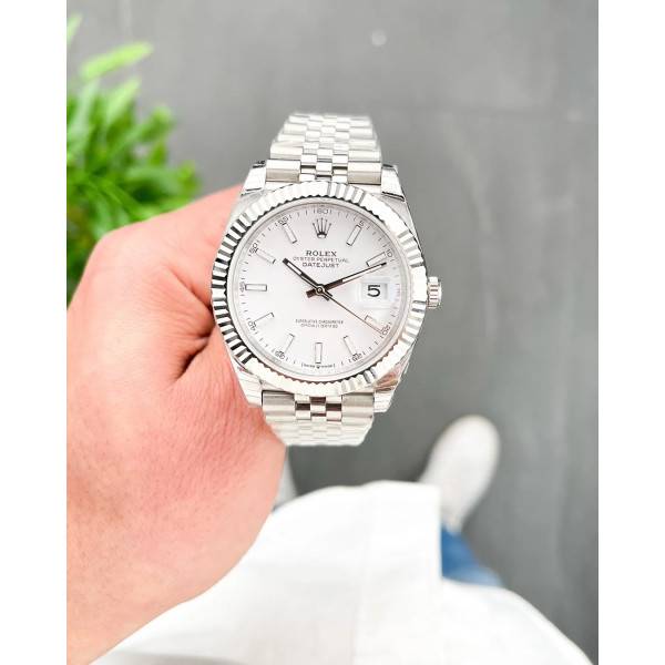 CollectRolex Datejust White Dial 126334 Jubilee Flutted 41 mm