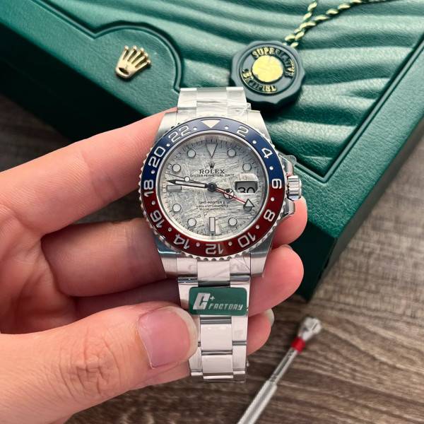 CollectRolex GMT-Master II Meteorite Dial 126719BLRO “Superman”