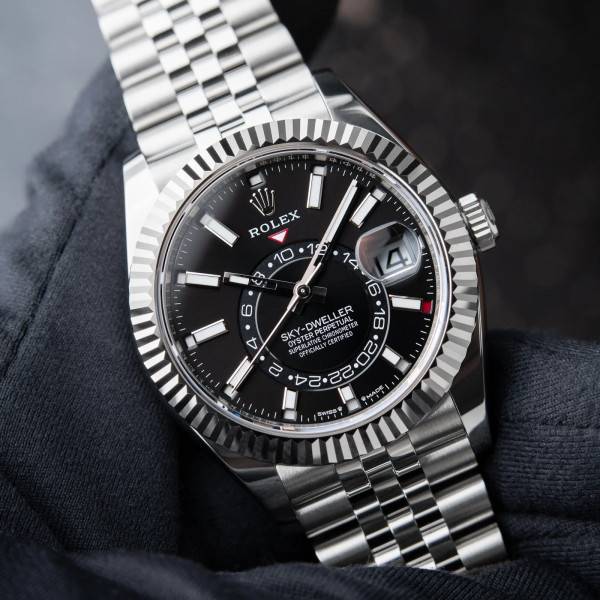 Superclone Rolex Sky-Dweller Bright black Dial 336934 Jubilee