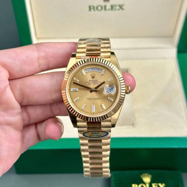 Superclone Rolex Day-Date II Champagne Dial 228238 40 mm