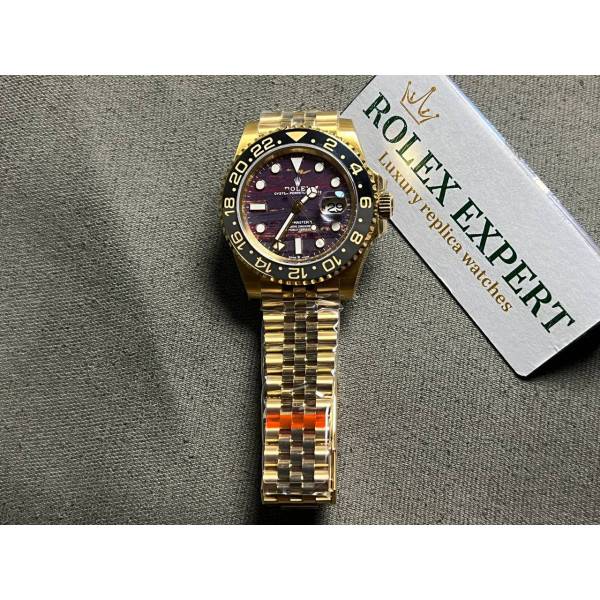 Rolex GMT-Master II 126718GRNR Tiger Iron Dial