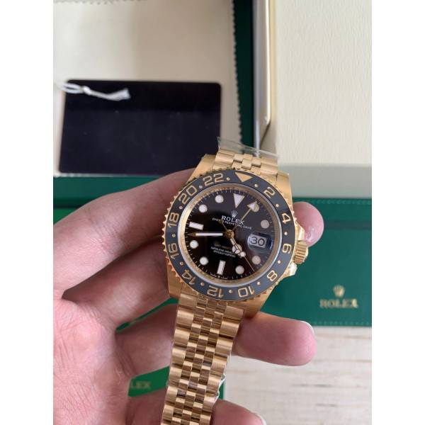 Superclone Rolex GMT-Master II Black Dial 126718GRNR