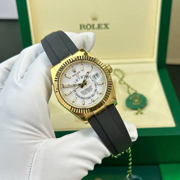 CollectRolex Sky-Dweller White Dial 326238