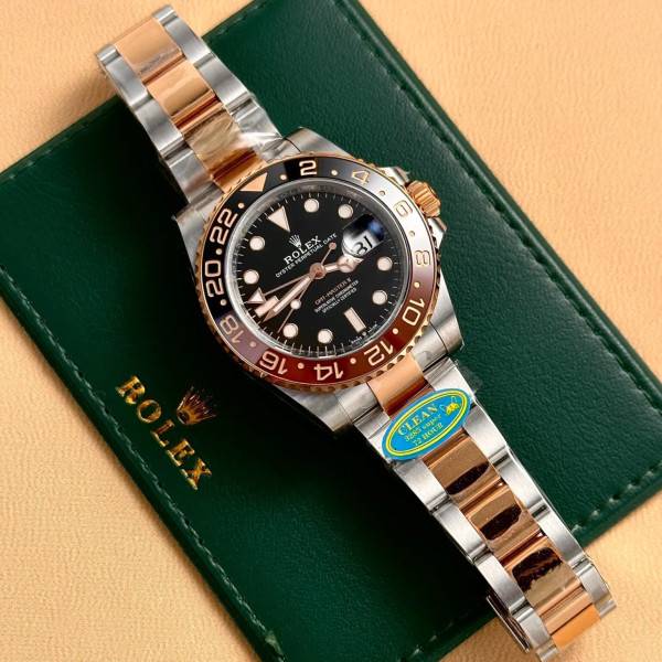 CollectRolex GMT-Master Black Dial 126711CHNR Root Beer